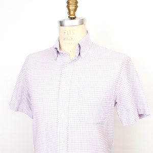 Camisa Oxford de algodón con botones y cuadros en lavanda y blanco Arrow / talla pequeña para hombre