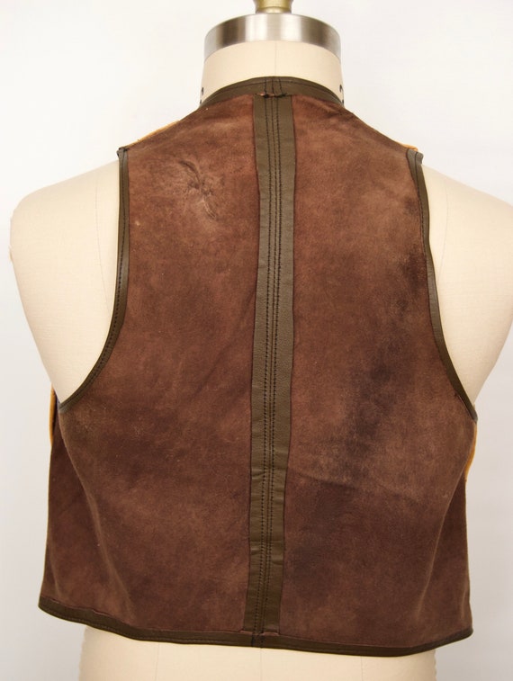 Vintage Suede Vest w/ Leather Knot Buttons & tan … - image 7