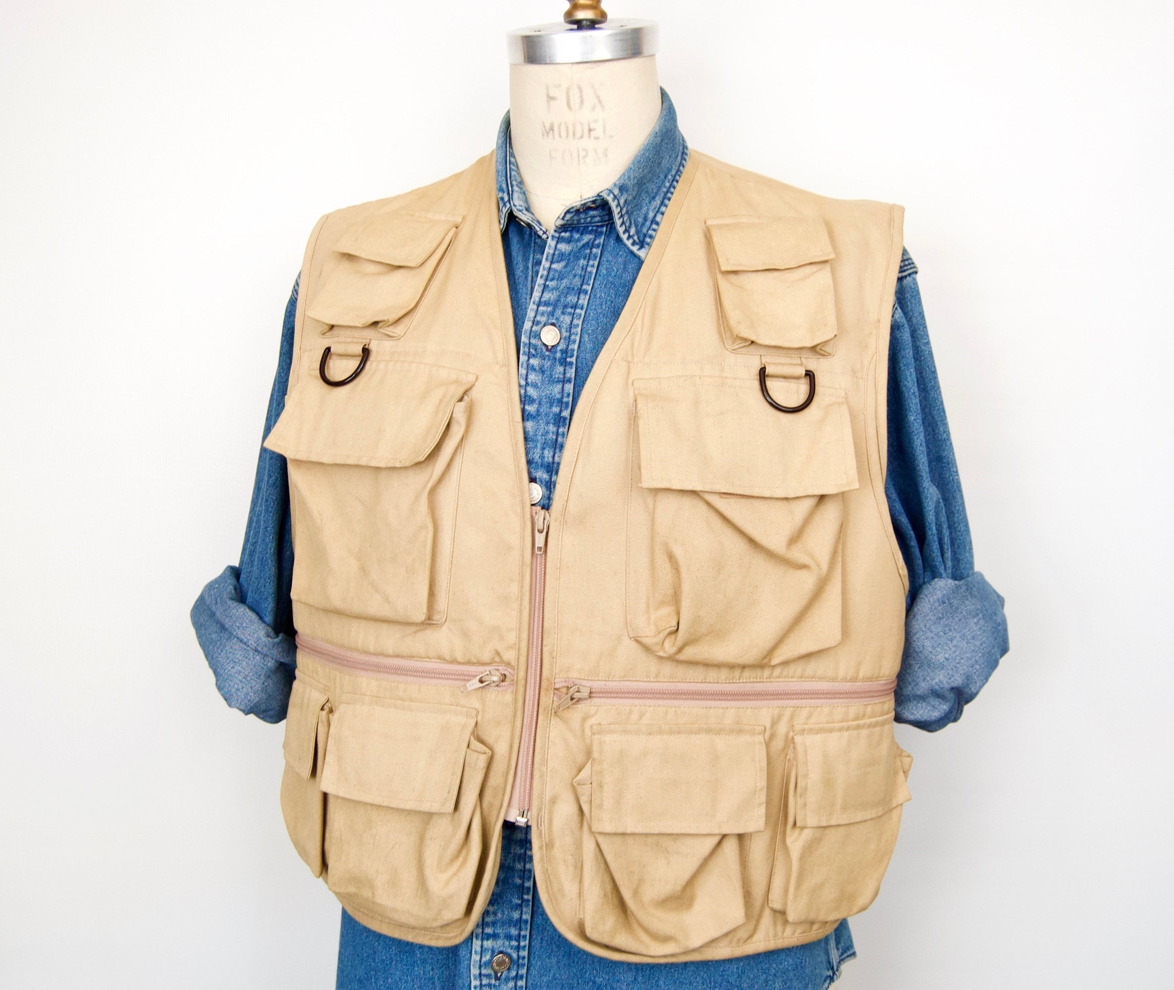 1980s Field & Stream Hunting/Fishing Vest in tan khaki cotton canvas /  men's extra large