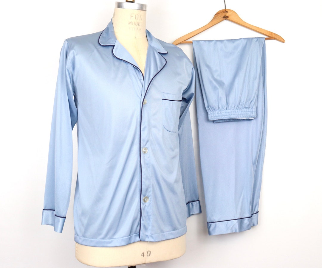 1980s Munsingwear Pajamas Set in Silky Shiny Baby Blue Nylon - Etsy