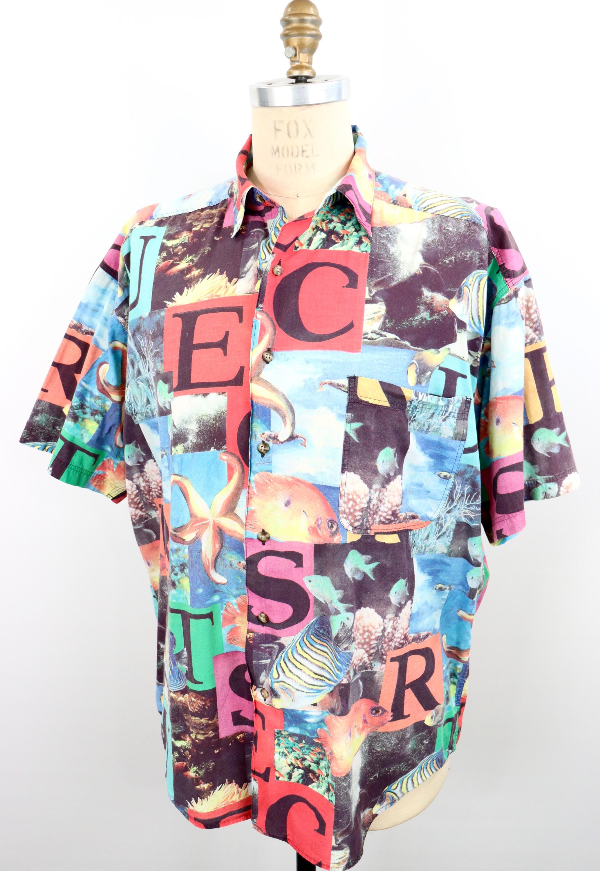 1990年代のトロピカルフィッシュ柄シャツ、90年代のカラーブロック文字 