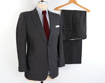 Szary wełniany garnitur z lat 80. / męski rozmiar S / rozmiar marynarki 38 / rozmiar spodni 32-32