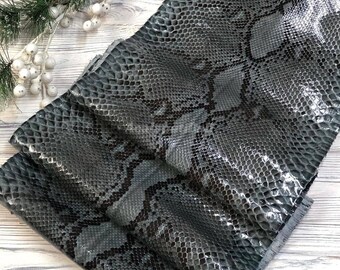 Cuir de python gris anthracite | Peau de serpent réticulée entière | Peau de dos de python non blanchie