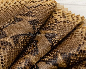 Cuir de python jaune | Peau de serpent réticulée entière | Peau de dos de python non blanchie