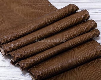 Cuir de python brun châtaigne mat | Peau de serpent réticulée entière | Peau de dos de python blanchie
