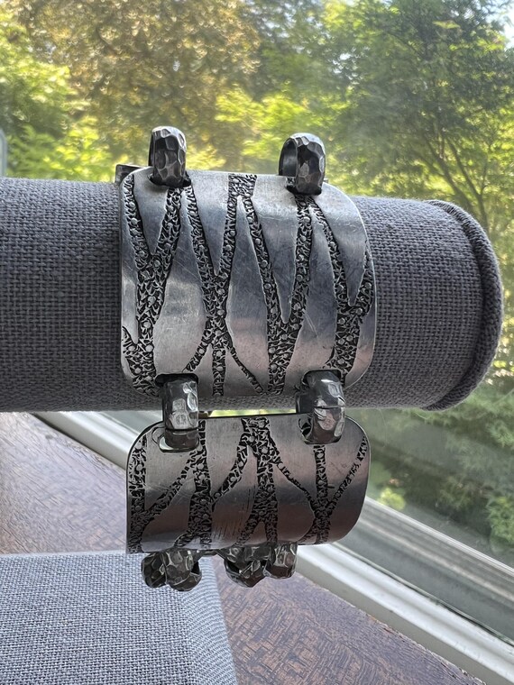 RARE - Etched & Hammered Aluminum Bracelet - Probably 1940's - Stunning!