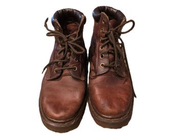 Vintage Dr. Martens Aztec Hiking Boots Brown/Padded Collar Made in England size 6