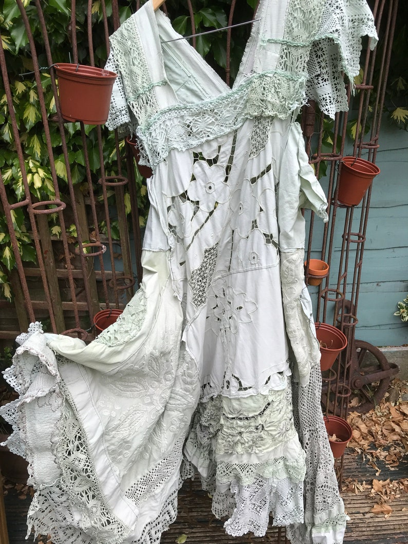 Antique Lace Wedding Dresses Vintage Online, 56% OFF | www.rupit.com Antique Lace Wedding Dresses Vintage Online, 56% OFF | www.rupit.com