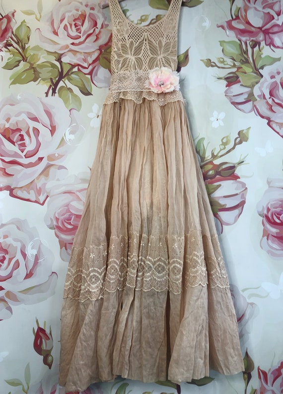 Tan plus cheap size dress