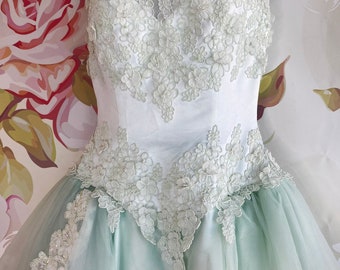 green emerald velvet dress Green Scoop Neck Embellished Dress With Bow Detail