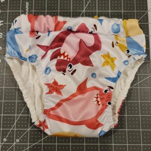 Large Prints Waterproof Training Pants