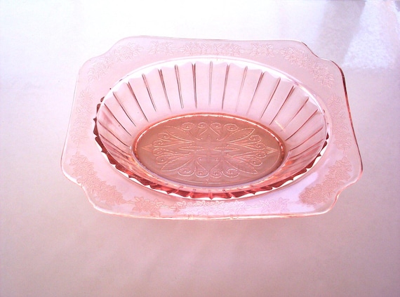 Vintage Jeannette Adam pink depression glass oval vegetable serving bowl