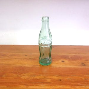 Vintage Coca Cola Bottle 6 1/2 Fl Oz 001