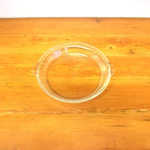 Vintage Pyrex deep dish pie plate clear fluted glass