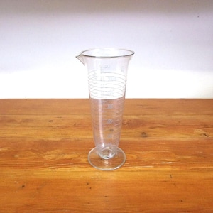 Antique EXAX Graduated Beakers Pharmaceutical Glass 500 ml 16 oz 24