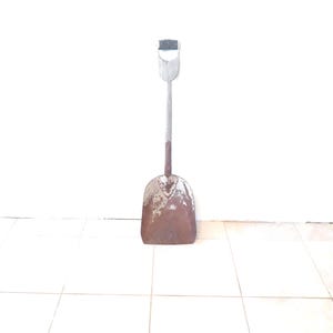 Antique Vintage 5 Shovel Farm Railroad  Coal