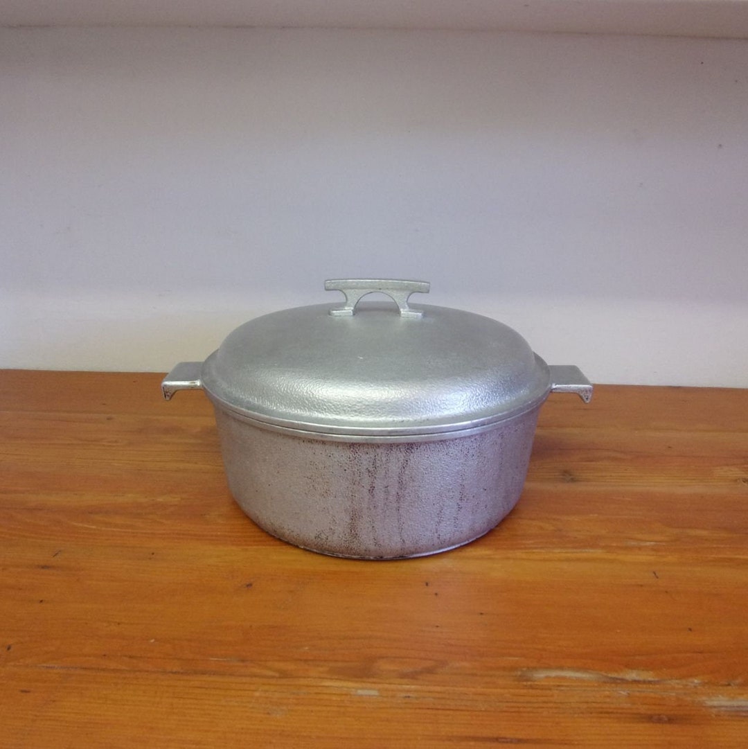 Queensware Cookware Queensware Aluminum Cookware | 1950s Retro Cookware – CMRNG