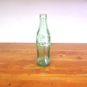 Vintage Coca Cola Bottle 6 1/2 Fl Oz 002