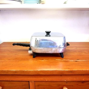 Vintage Sunbeam Controlled Heat Frypan Electric Cooker Fryer RL 5