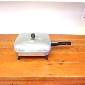 Vintage Presto Automatic Electric Fry Pan Model SS 328