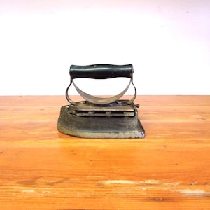 Antique Charcoal Iron Sad Irons