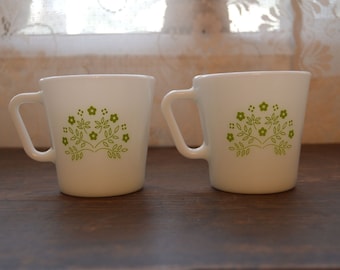 Vintage Pyrex Summer Impressions Honeydew green daisy flower coffee mugs D handle cups WE001