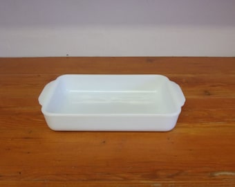 Vintage Fire King Opal Casserole en verre blanc ustensiles de cuisson plat de cuisson casserole 1 1/2 pinte