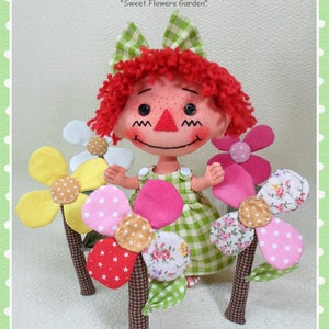 6.5&quot; Cloth Doll Pattern,4&quot; Flower Pattern, Primitive Doll Pattern, Raggedy Ann Pattern, PDF Doll Pattern, Digital Download, Instant Download