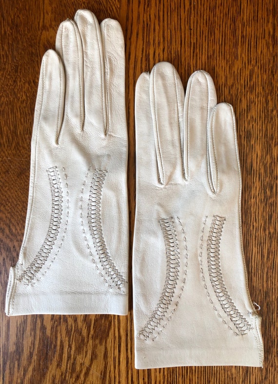 Vintage Women’s Leather Gloves - Taupe - Hand Sti… - image 2