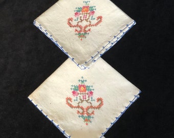 Cotton Linen Cross Stitched Floral Napkins - Blue Hem Stitching - Set of 4 -Vintage Linens