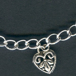 Embossed Pewter Hearts and Amethyst Silver Charm Bracelet. image 5