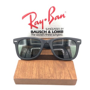 VINTAGE B&L Ray Ban W0670 Black G15 Folding Wayfarer Sunglasses 5022