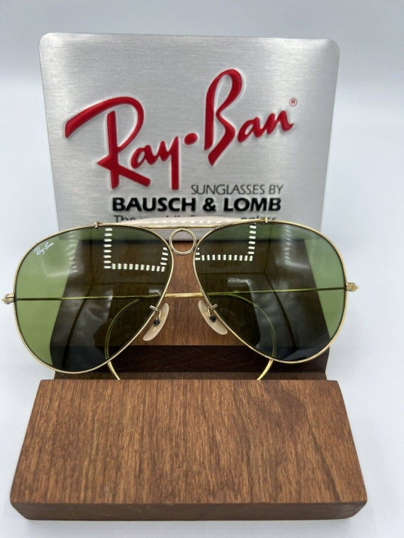 Vintage Ray Ban Bausch and Lomb USA 1/30 10k GO Green RB3  display picture 1