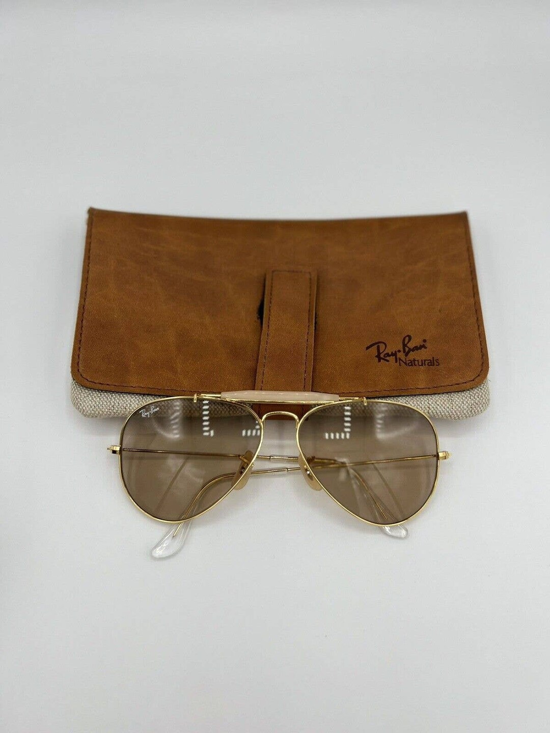 Ray-Ban USA B&Lアビエーター サングラス ゴールド　ケース付き Ray-Ban USA B&Lアビエーター サングラス ゴールド ケース付き