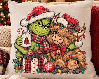 Highland Cow Christmas PNG, Funny Highland Cow Christmas Design, Christmas Cow PNG, Holiday Festive Cow Shirt PNG, Trendy Viral Png