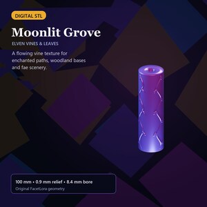 Può includere: Un file STL digitale cilindrico intitolato Moonlit Grove, caratterizzato da una trama di viti e foglie elfiche. Il rullo con sfumatura viola e blu ha una lunghezza di 100 mm, un rilievo di 0,9 mm e un foro di 8,4 mm per creare texture.