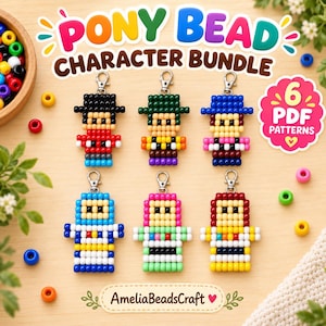 Può includere: Un set di sei portachiavi a forma di personaggio realizzati con perline pony colorate, con vari design tra cui figure con cappelli e abiti a tema spaziale. L'immagine include il testo PONY BEAD CHARACTER BUNDLE e 6 PDF PATTERNS, con perline sparse.