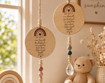 Sonnenfänger Affirmation, Holz Anhänger mit Spruch, 10,5 cm, Perlen Wunschfarbe, Geschenk für Kinder, Fensterdeko