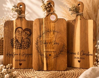 Hochzeitsgeschenk - Personalisiertes Schneidebrett 40x20 cm | Hochzeitsgeschenk mit Gravur | Geschenk für Brautpaar | Namen & Hochzeitsdatum