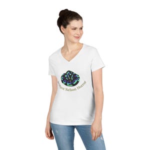 Kungspytonlogotyp - Bridgett Nelson Horror - T-shirt med V-ringning dam