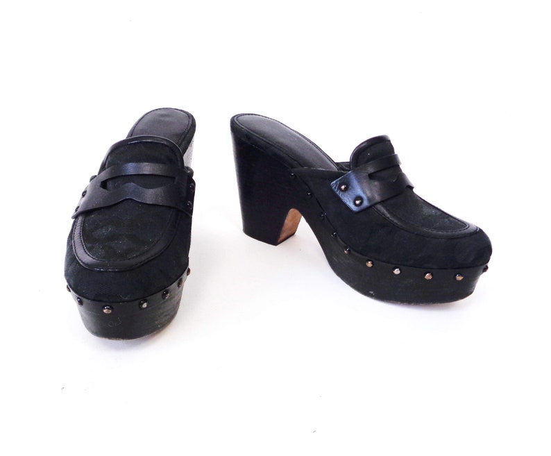 coach clogs