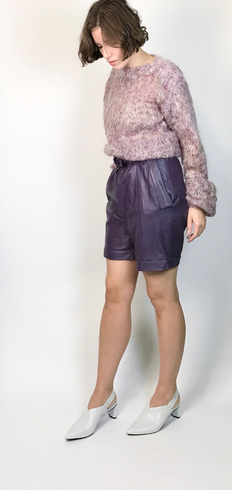 Medium Vtg 80s PURPLE LEATHER High Waist Pleated SHORTS 6 to 8