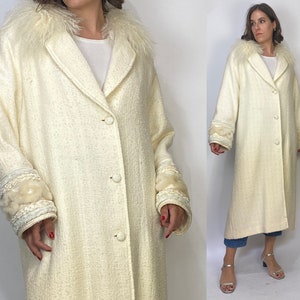 Vtg 80s WINTER QUEEN Coat with MONGOLIAN Lamb Collar! Medium to Large