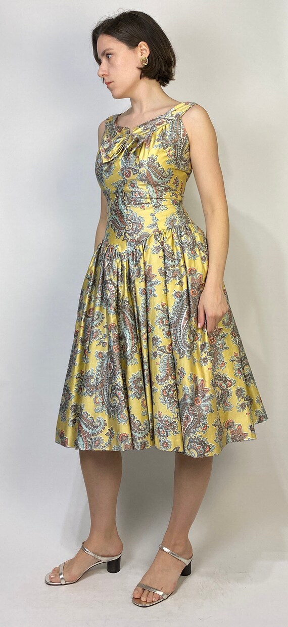 Vtg 50s PAISLEY Dress & BOLERO Set! Small to Medi… - image 4