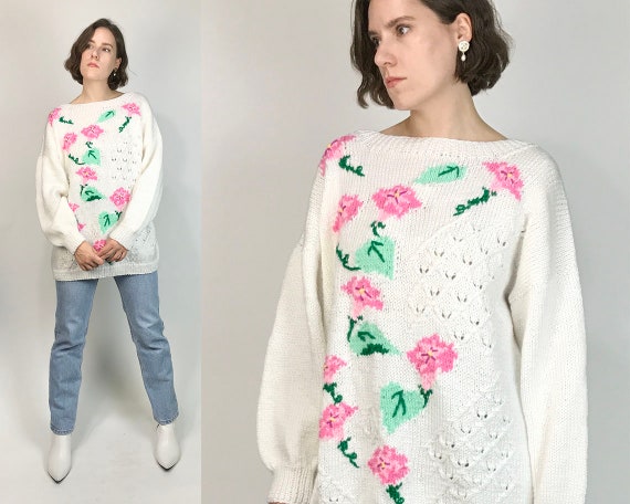 Vtg 80s Long HANDMADE FLORAL Sweater! Medium to La