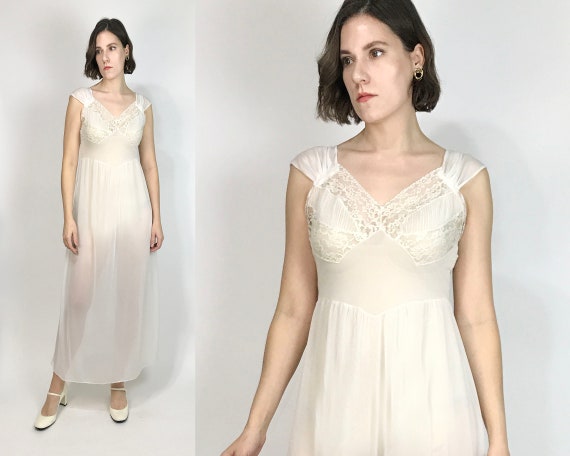 Vtg 70s Does 30s DREAMY Negligee! Small to Medium