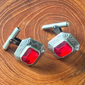 VTG Mexican Sterling Cufflinks – Red Glass Gemstones – Hand Engraved – Marked ME Mexico Sterling – Mid Century Vintage Men’s Jewelry, ruby