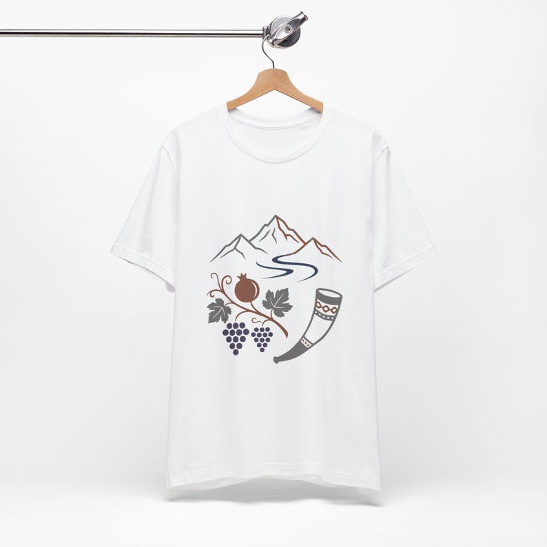 Georgisches Granatapfel-Shirt, Kantsi-Horn-Trauben-T-Shirt, Sakartvelo-Geschenk, T-Shirt der Republik Georgien, Geschenk mit georgischen Wurzeln im Kaukasus Bild 5