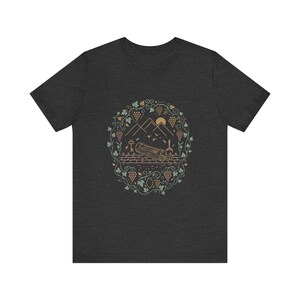 T-Shirt der georgischen Weinpresse, Satsnakheli Marani T-Shirt, Sakartvelo Geschenk, T-Shirt der Republik Georgien, Qvevri Winemaker Roots Geschenk Bild 2