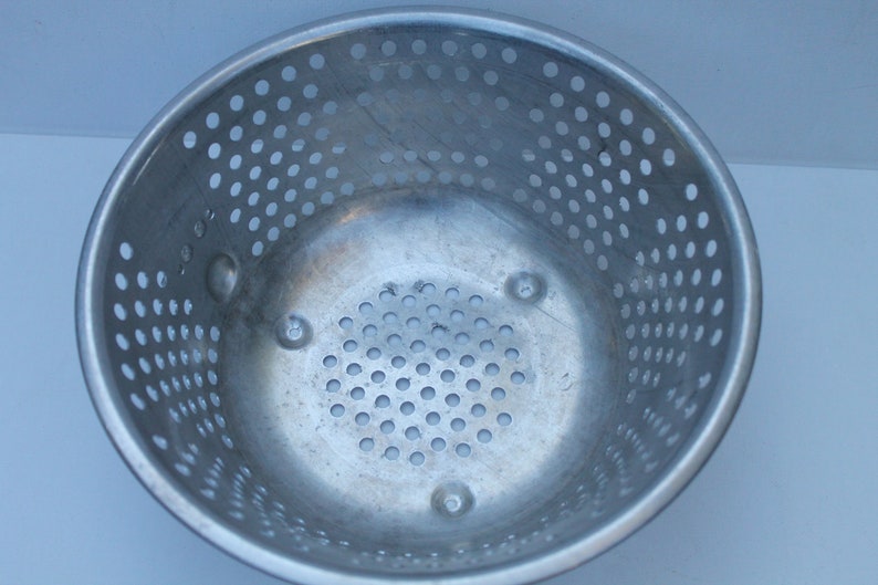 Vintage Farmhouse Aluminum Colander